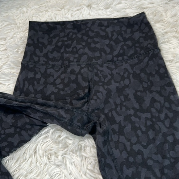 Lululemon Align Crop *21" Formation Camo Deep Coal Multi - Picture 2 of 5